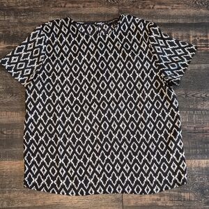 Banana Republic Monochrome Geometric Blouse